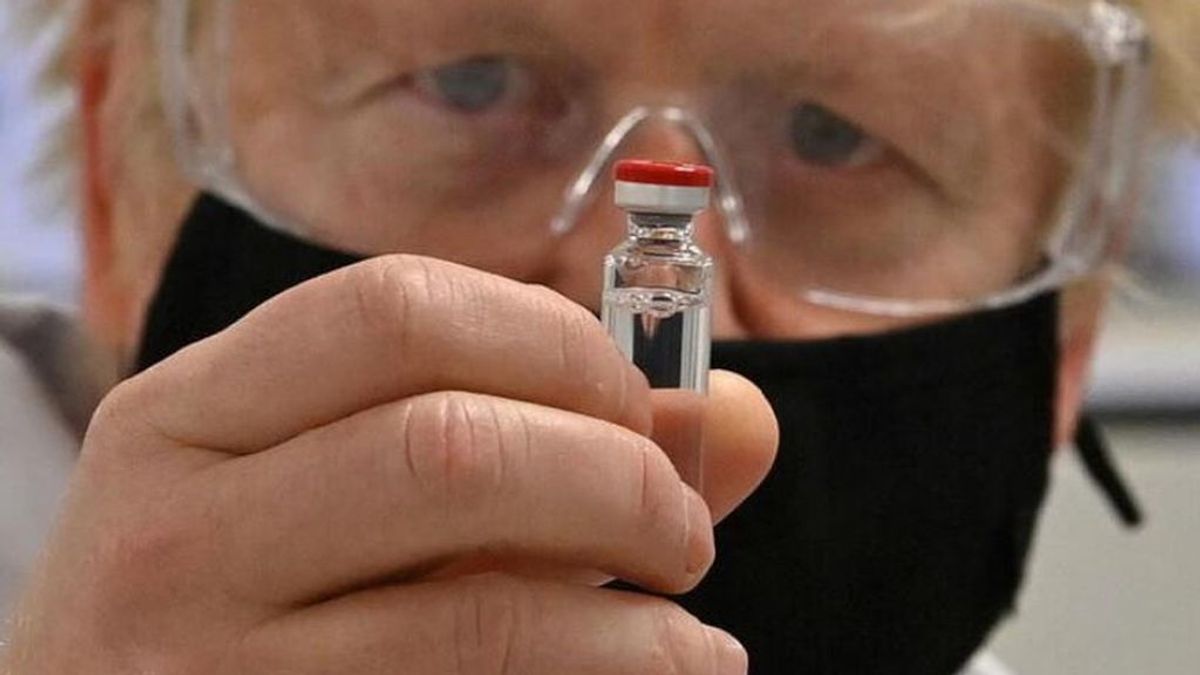 Última hora del coronavirus: Reino Unido autoriza la vacuna de AstraZeneca y la Universidad de Oxford