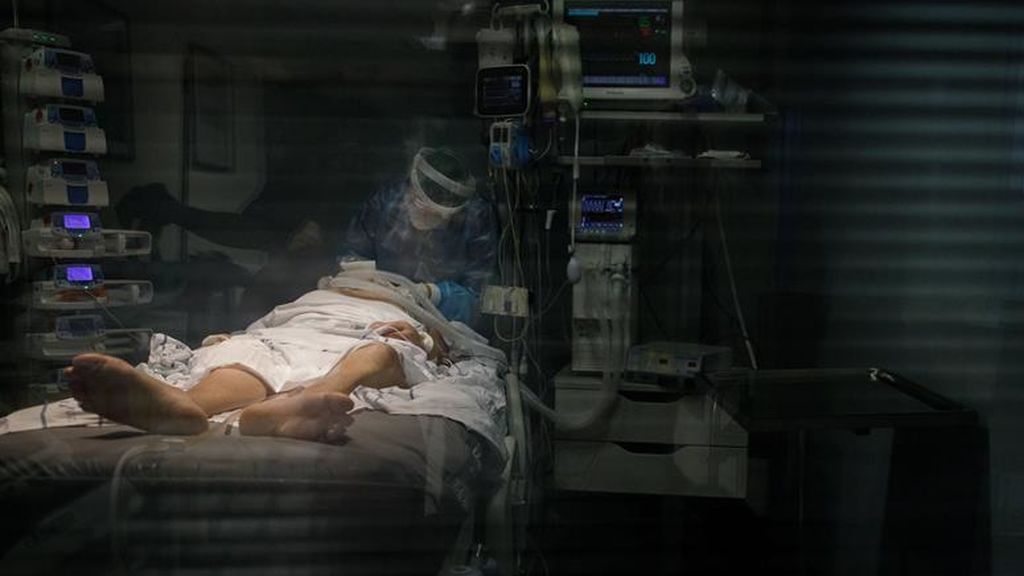 La presión hospitalaria empeora por el aumento de los casos de covid: "la situación es inestable y peligrosa"