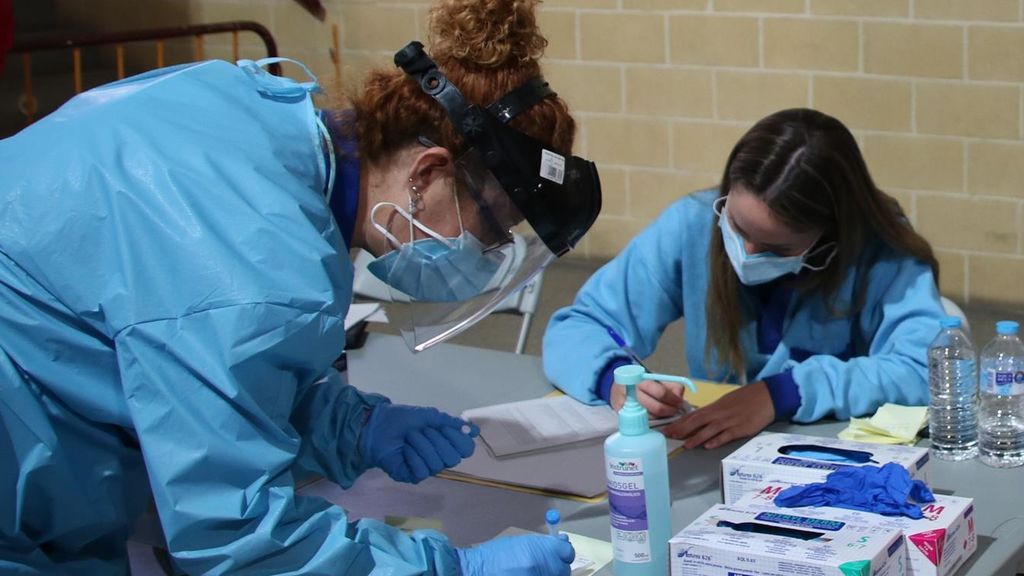Peligroso repunte de contagios en Extremadura que triplica su tasa en 13 días Peligroso repunte de contagios en Extremadura que triplica su tasa en 13 días