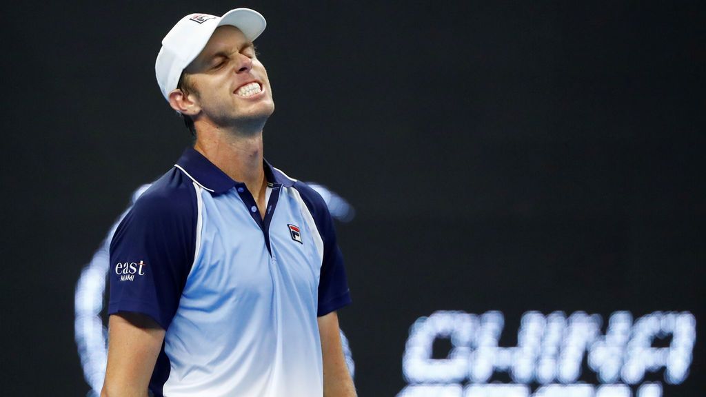 Sam Querrey, multado con 16.000 euros por saltarse los protocolos anticovid