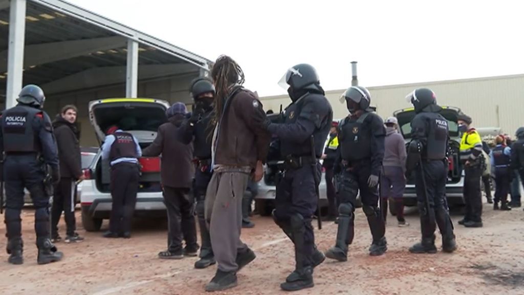 Dos detenidos y cinco investigados por organizar la 'rave' ilegal en Llinars del Vallès