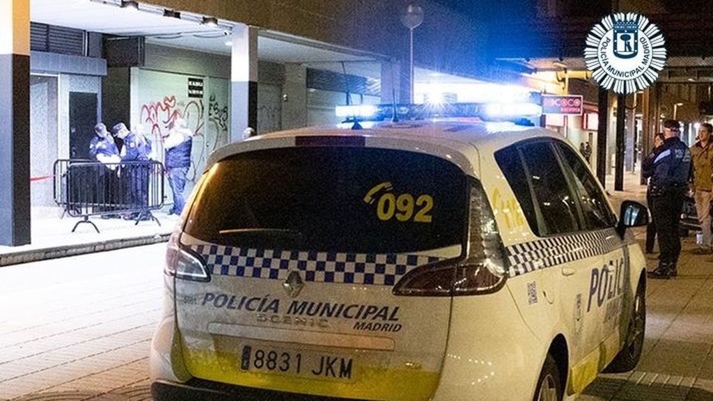 Desalojada una discoteca en el madrileño Puente de Vallecas por exceso de aforo Desalojada una discoteca en el madrileño Puente de Vallecas por exceso de aforo