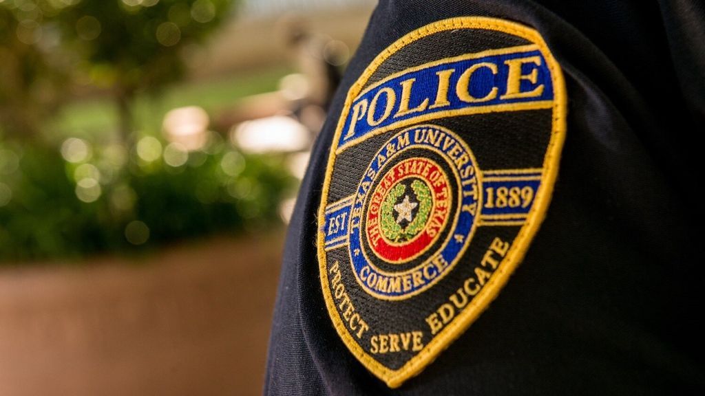 Un muerto y varios heridos en un tiroteo en una iglesia metodista de Texas Un muerto y varios heridos en un tiroteo en una iglesia metodista de Texas