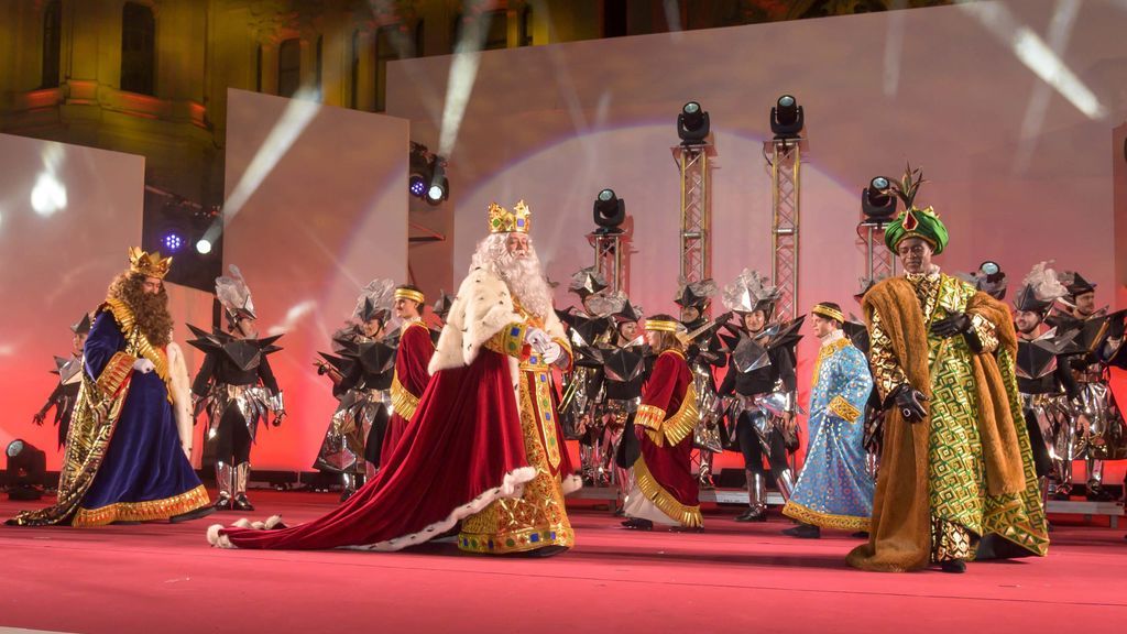 Seis fogonazos de luz en forma de cometa anunciarán la llegada de los Reyes Magos a Madrid Seis fogonazos de luz en forma de cometa anunciarán la llegada de los Reyes Magos a Madrid