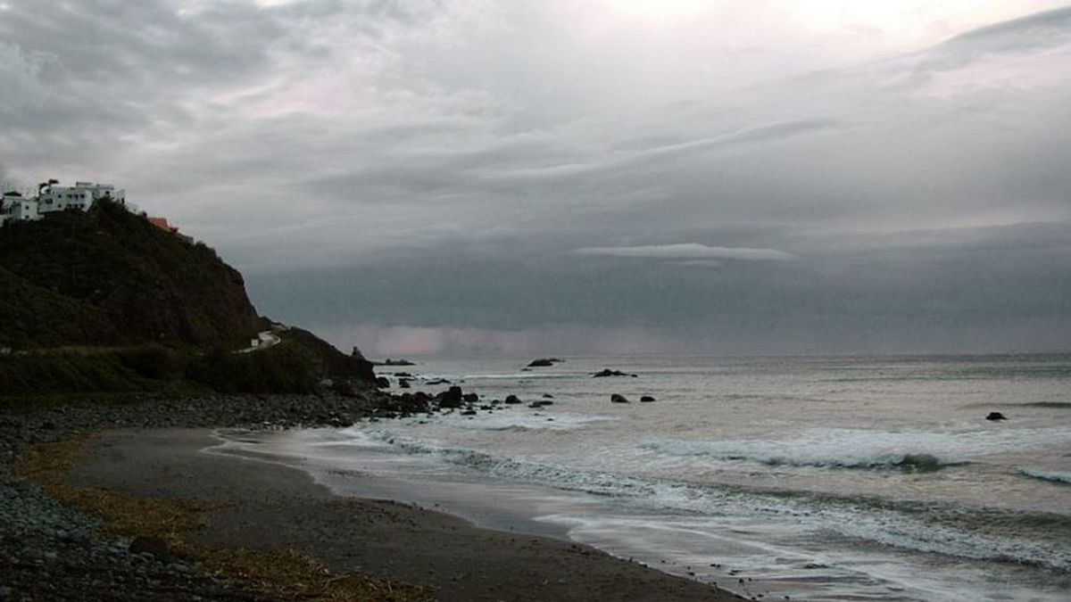 Dos borrascas se acercan Canarias: riesgo por lluvia, viento y mala mar en las islas