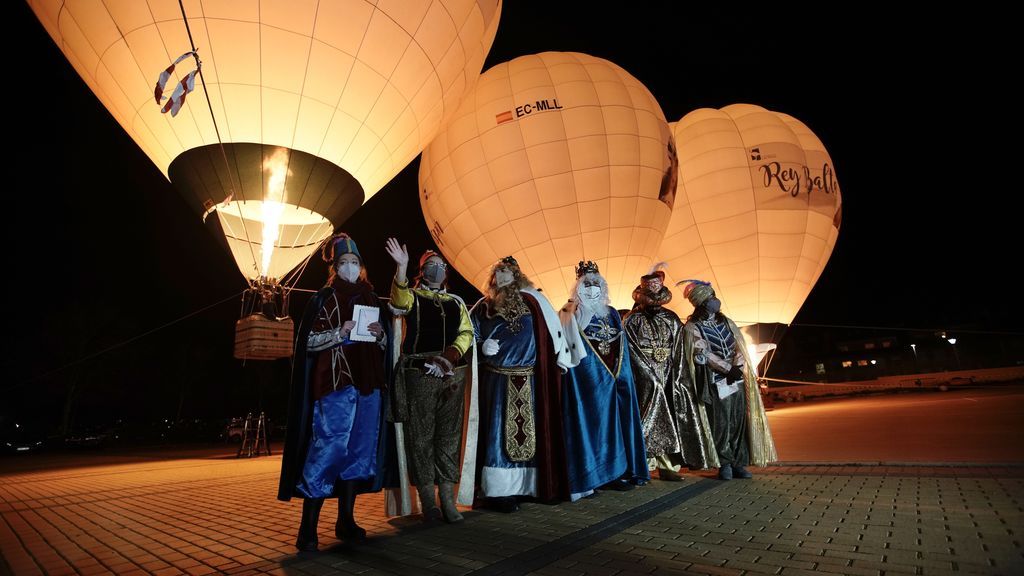 Los Reyes Magos reinventan sus cabalgatas: tierra, mar, aire e internet Los Reyes Magos reinventan sus cabalgatas: tierra, mar, aire e internet