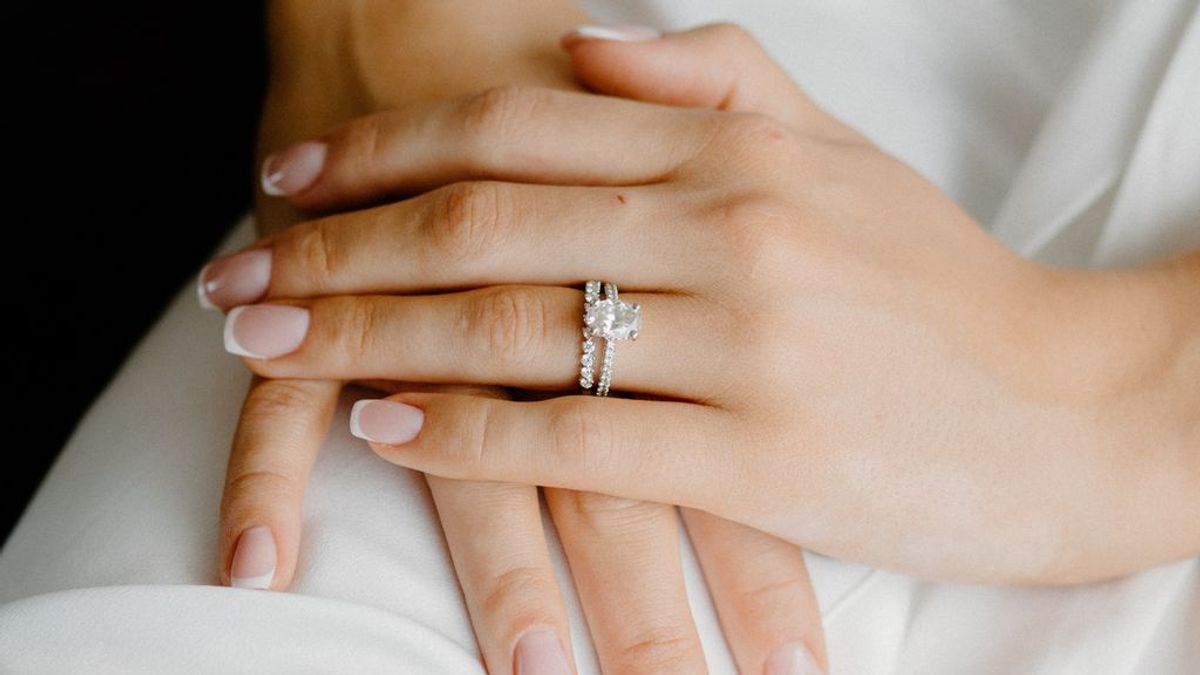 Manicura para novias: los cinco colores de uñas que mejor van con el look nupcial