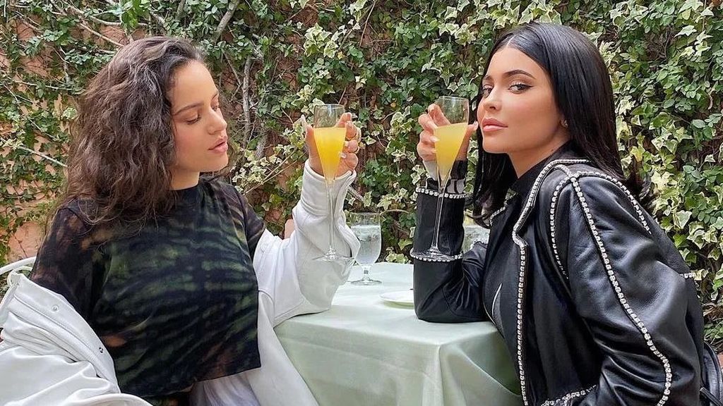 Rosalía y Kylie Jenner