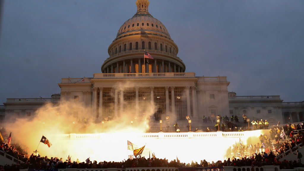 Cuatro muertos en el asalto al capitolio