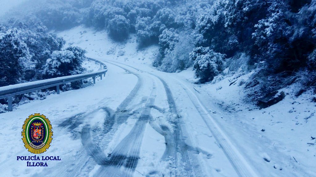 Borrasca ‘Filomena’ en Andalucía: recomiendan no salir para ver la nieve Borrasca ‘Filomena’ en Andalucía: recomiendan no salir para ver la nieve