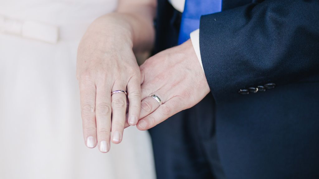photos-by-lanty-0qIpB_cIsXE-unsplash