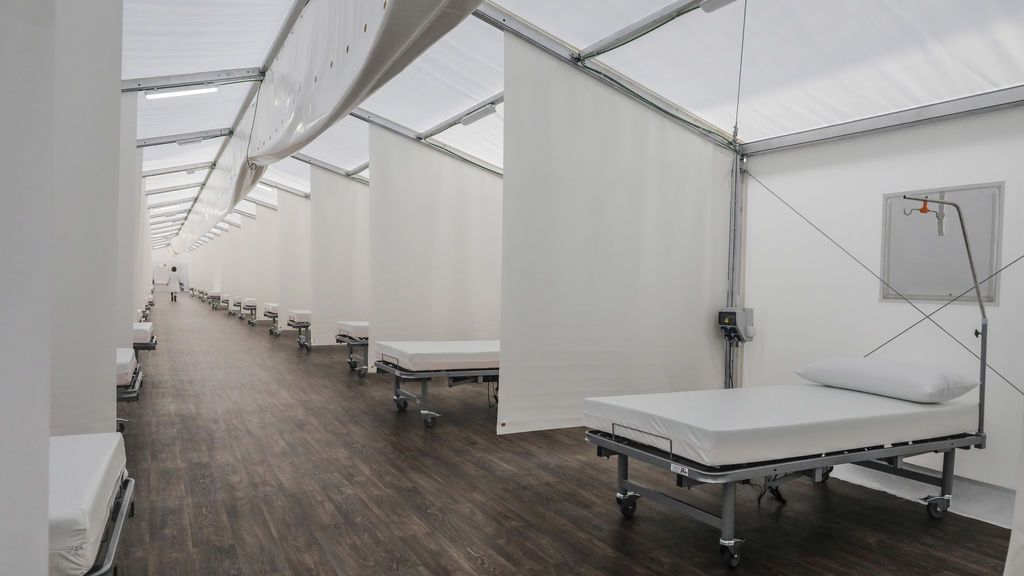 Interior hospital de campaña junto al Hospital la Fe de Valencia