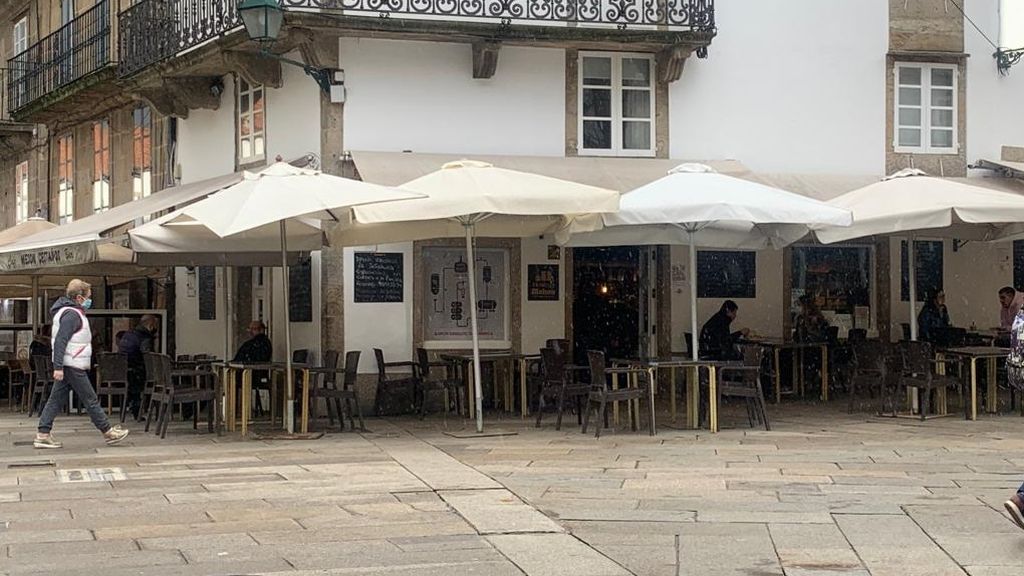 Galicia extiende su cierre de fronteras durante todo el mes de enero e impone más restricciones a la hostelería Galicia extiende su cierre de fronteras durante todo el mes de enero e impone más restricciones a la hostelería