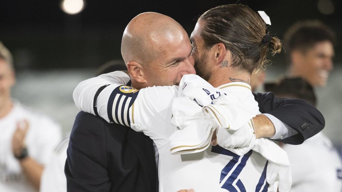 Zidane mete prisa con las renovaciones en el Real Madrid: "Quiero que se arreglen cuanto antes" Zidane mete prisa con las renovaciones en el Real Madrid: "Quiero que se arreglen cuanto antes"