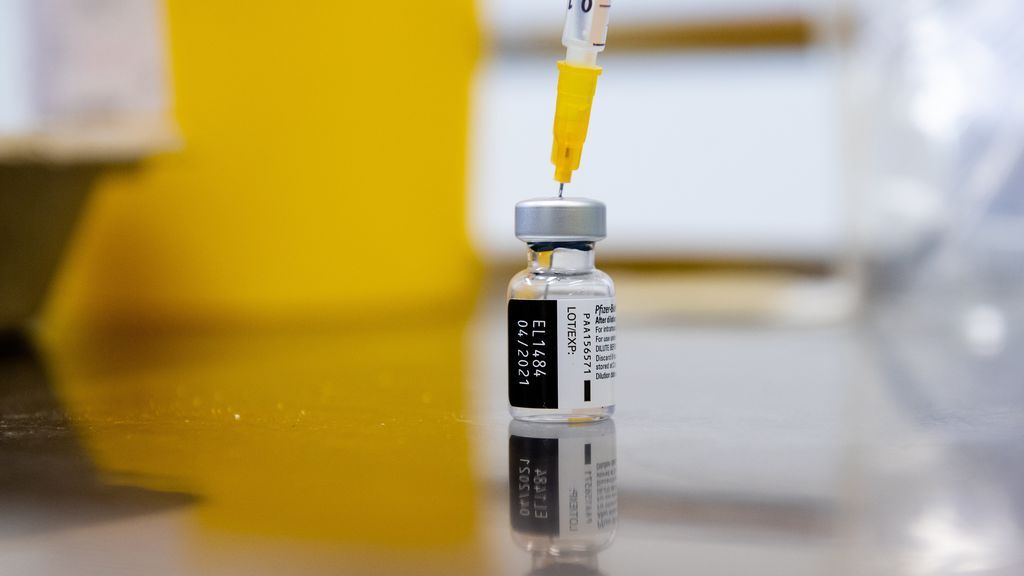 Europa compra 300 millones más de dosis a Pfizer para duplicar la capacidad de vacunación Europa compra 300 millones más de dosis a Pfizer para duplicar la capacidad de vacunación