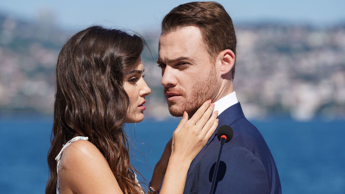La exitosa comedia romántica 'Love is in the air' se estrena en Telecinco y otros cuatro canales de Mediaset España