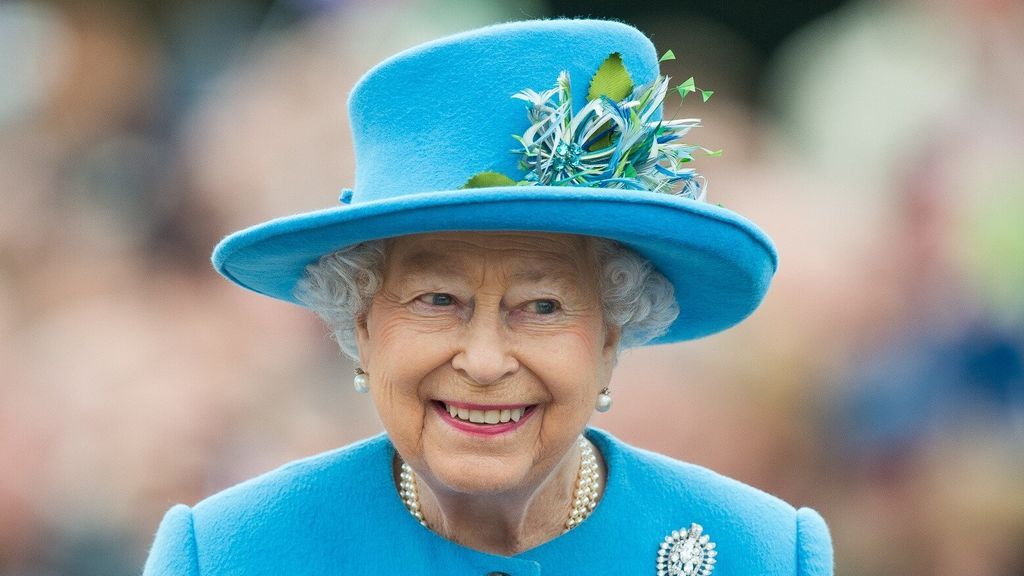 La reina Isabel II se pone la vacuna contra el coronavirus La reina Isabel II se pone la vacuna contra el coronavirus