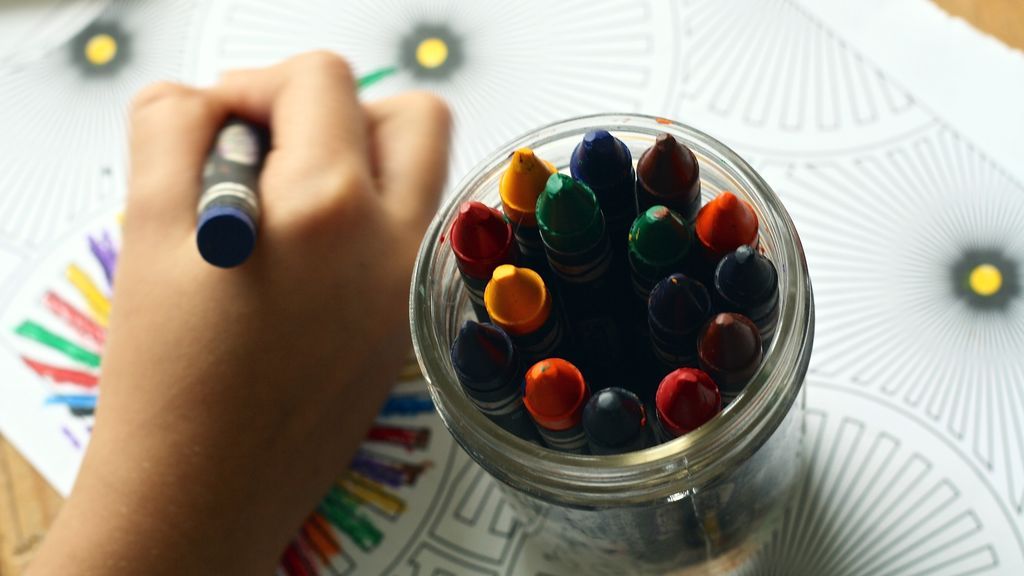 6 ideas para entretener a los niños durante el banquete