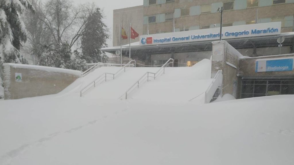 La situación en los hospitales de Madrid por la nevada La situación en los hospitales de Madrid por la nevada