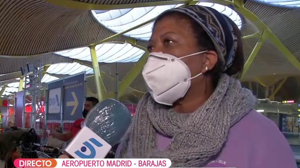 Ciudadanos afectados por el temporal en Atocha y Barajas, explotan