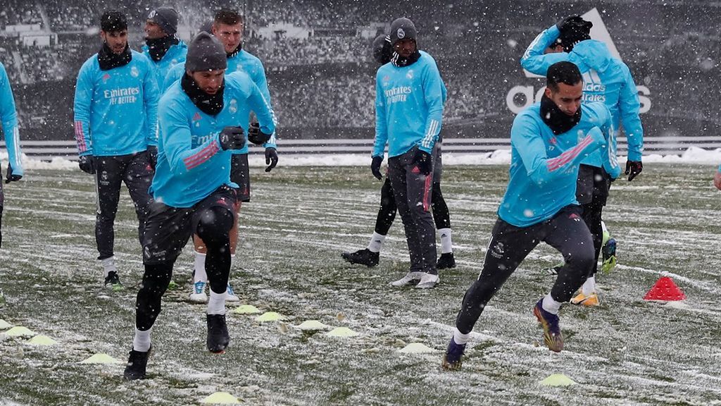 Los jugadores del Real Madrid viajan de Pamplona a Málaga.