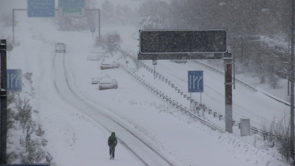 En Madrid nevó 30 horas seguidas entre el viernes y el sábado En Madrid nevó 30 horas seguidas entre el viernes y el sábado