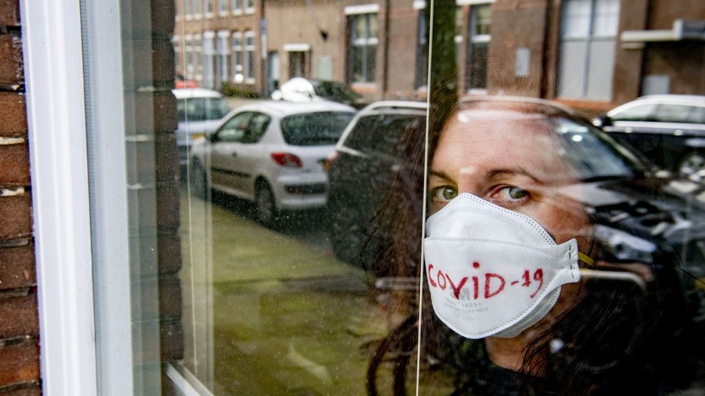 Los pacientes hospitalizados por covid mantienen algún síntoma a los 6 meses de infectarse Los pacientes hospitalizados por covid mantienen algún síntoma a los 6 meses de infectarse
