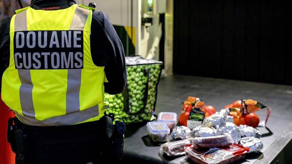 Holanda confisca bocadillos de jamón y queso a camioneros británicos