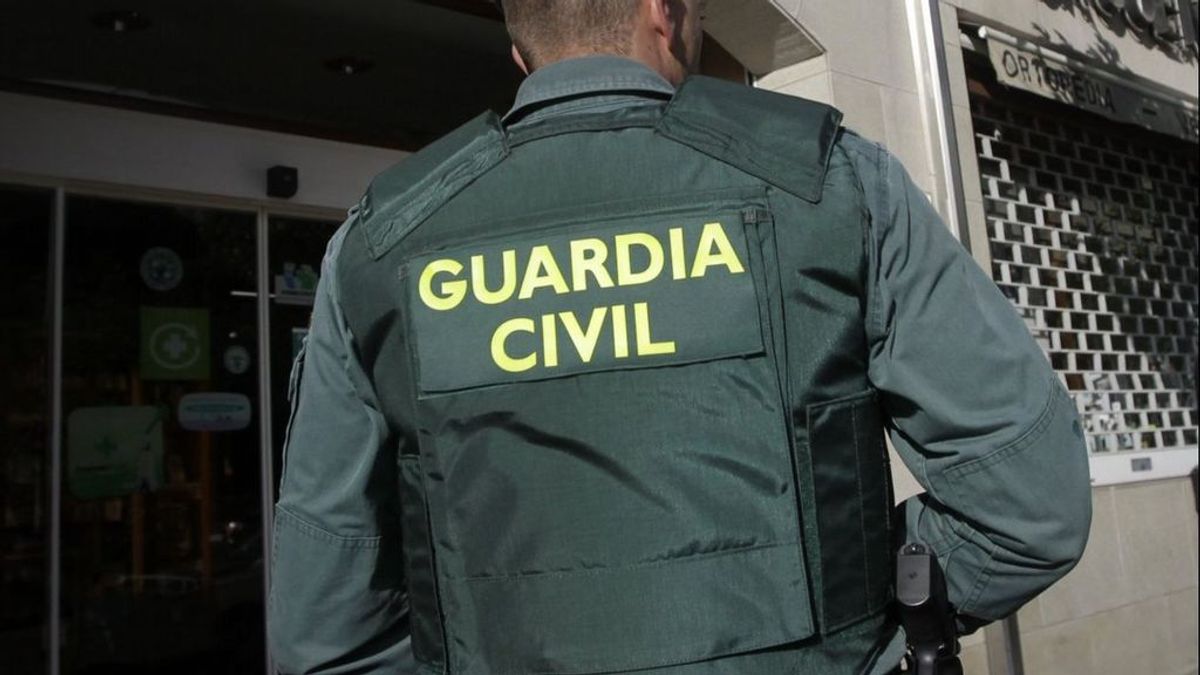 Muere un hombre tras ser disparado por un guardia civil al que agredió en Teruel Muere un hombre tras ser disparado por un guardia civil al que agredió en Teruel