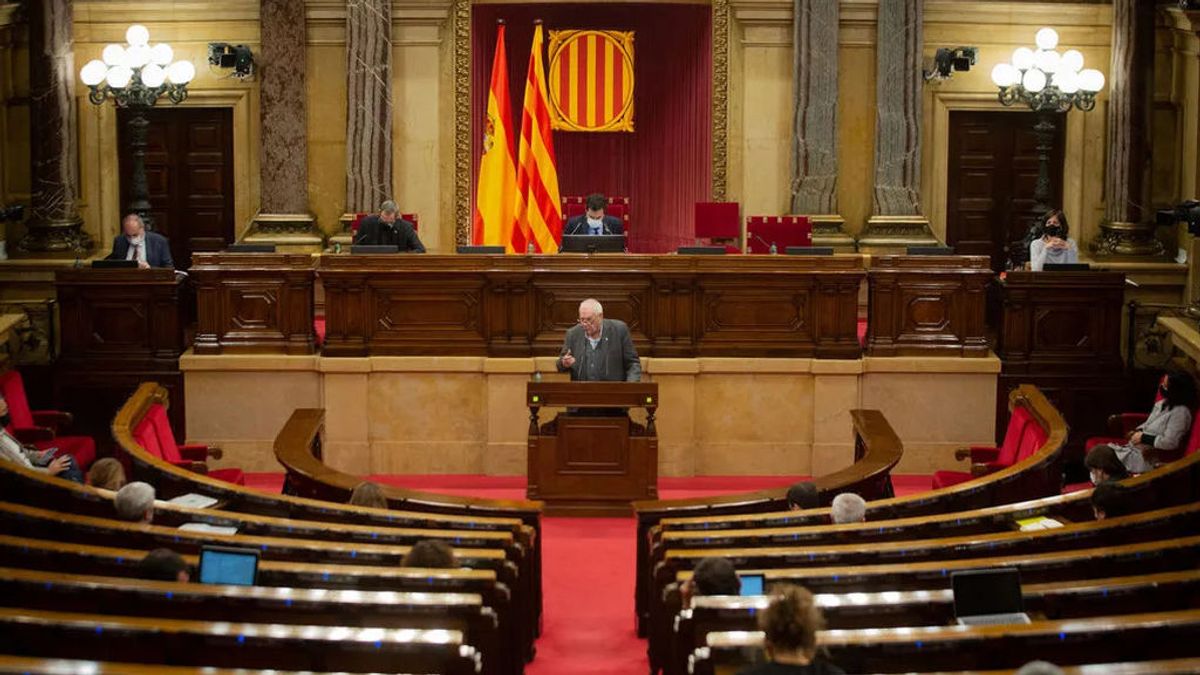 Aplazar o mantener las elecciones en Cataluña: beneficiados y perjudicados por el retraso del 14-F