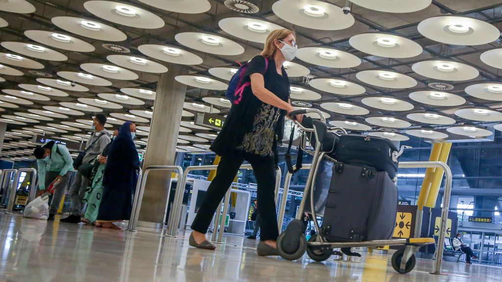 Los aeropuertos españoles cierran 2020 con una caída del 72,4% en el número de viajeros Los aeropuertos españoles cierran 2020 con una caída del 72,4% en el número de viajeros