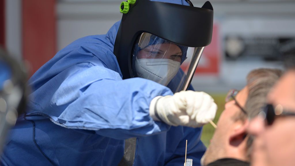 Alemania supera por primera vez los 1.200 muertos por coronavirus en un día Alemania supera por primera vez los 1.200 muertos por coronavirus en un día