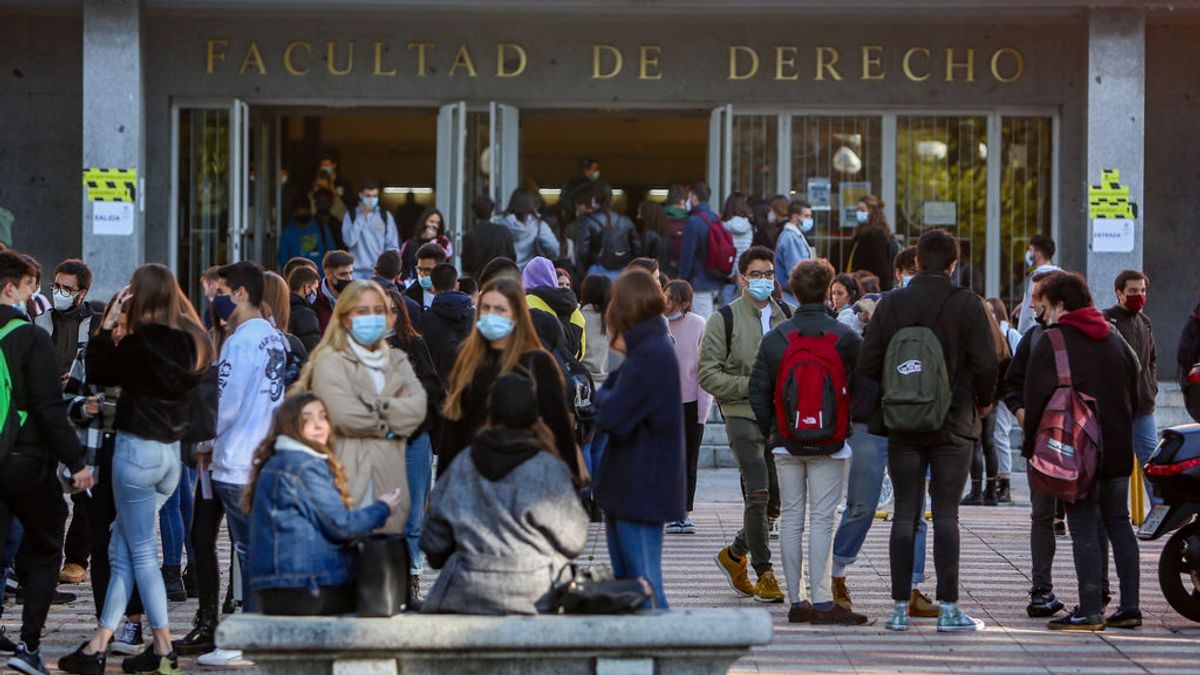 Exámenes presenciales en las universidades de Madrid pese a la subida de contagios
