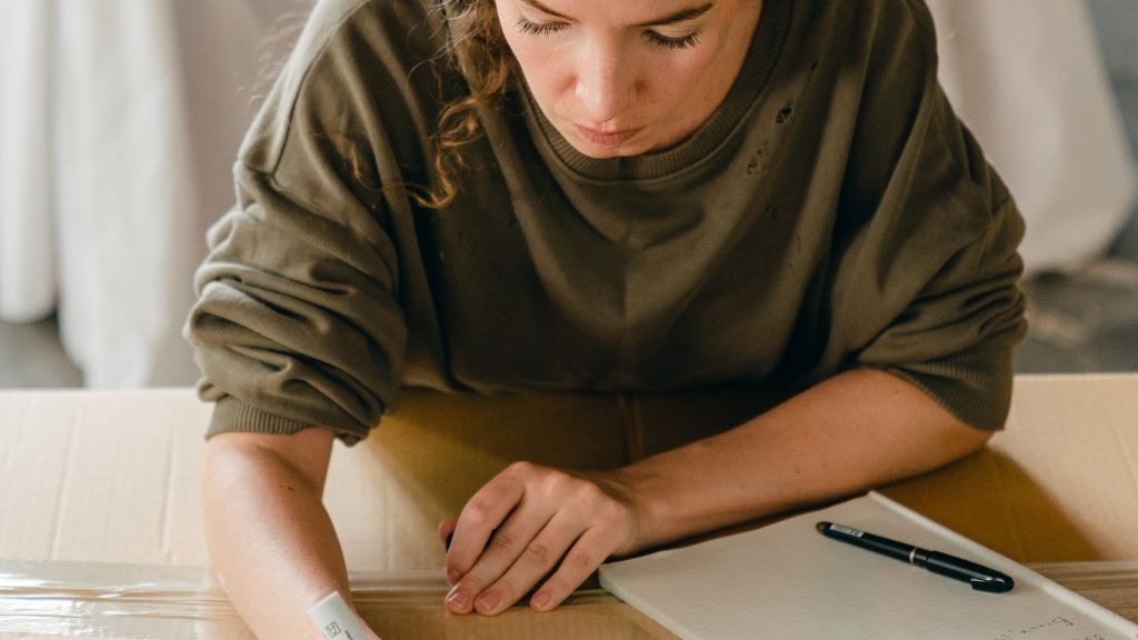La divertida estrategia que utiliza una madre para que su hijo limpie el cuarto: "Un rehén inesperado" La divertida estrategia que utiliza una madre para que su hijo limpie el cuarto: "Un rehén inesperado"