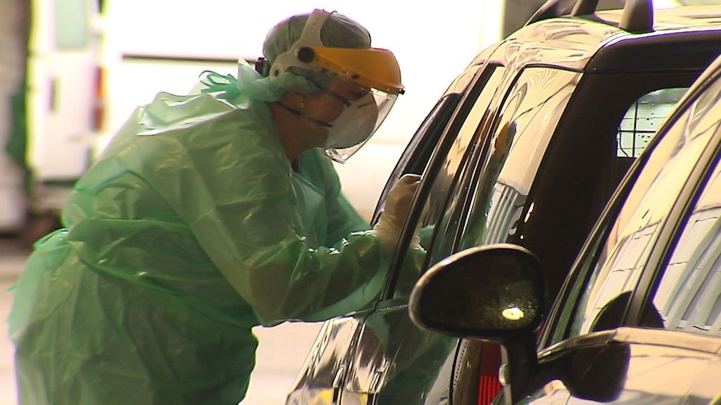 Galicia notifica 1025 nuevos positivos, la cifra más alta de toda la pandemia Galicia notifica 1025 nuevos positivos, la cifra más alta de toda la pandemia
