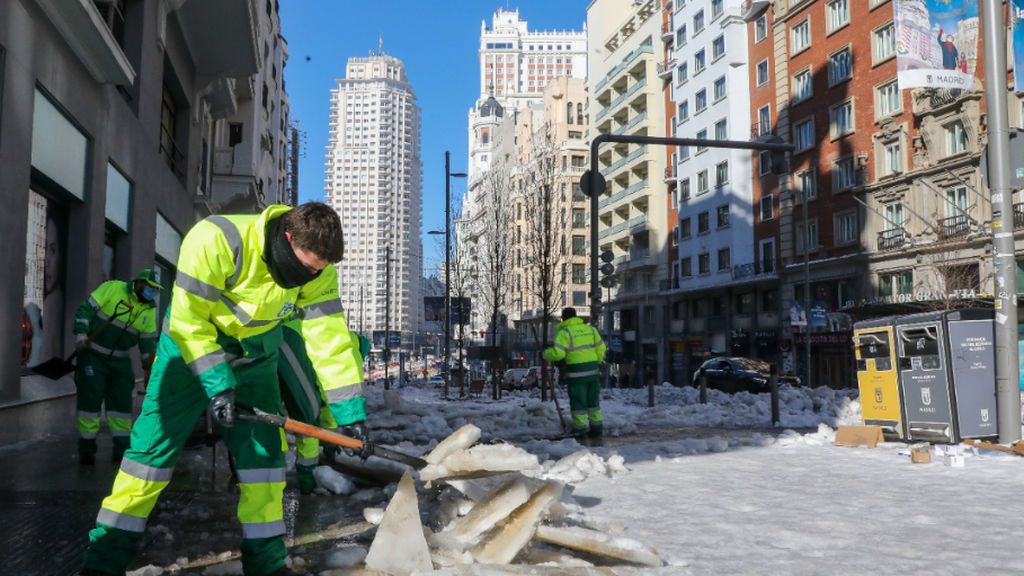 Cómo quitar la nieve helada del suelo si no tenemos palas Cómo quitar la nieve helada del suelo si no tenemos palas