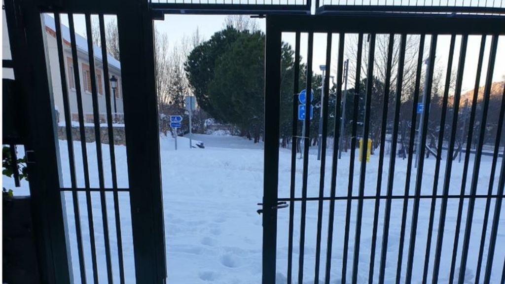 La vuelta al cole de los alumnos madrileños a clase: La vuelta al cole de los alumnos madrileños a clase: