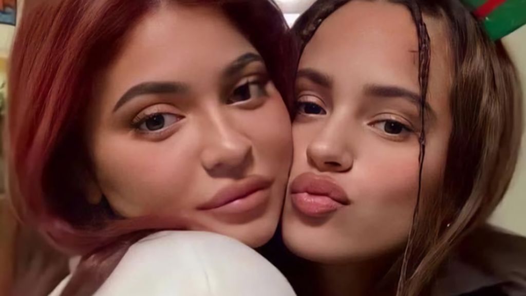 Rosalía y Kylie Jenner, su amistad en imágenes: de compartir fiestas y confidencias a su 'unfollow' en Instagram