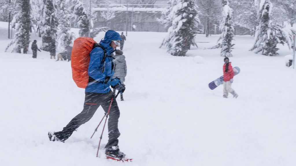 Olvídate del algodón: un experto en el ártico te da las cuatro claves para usar bien la ropa y no pasar frío en invierno