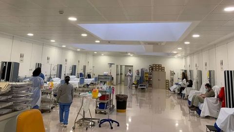 Un hospital de Málaga habilita su cafetería para poder admitir a los  pacientes con covid