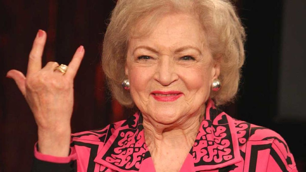 "La chica de oro" Betty White cumple 99 maravillosos años: el secreto de la actriz más longeva del mundo "La chica de oro" Betty White cumple 99 maravillosos años: el secreto de la actriz más longeva del mundo