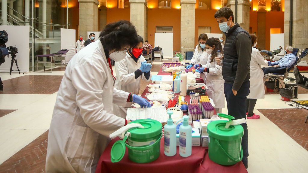La Comunidad de Madrid dobla su objetivo de donación de sangre con más de 6.500 bolsas en tres días La Comunidad de Madrid dobla su objetivo de donación de sangre con más de 6.500 bolsas en tres días