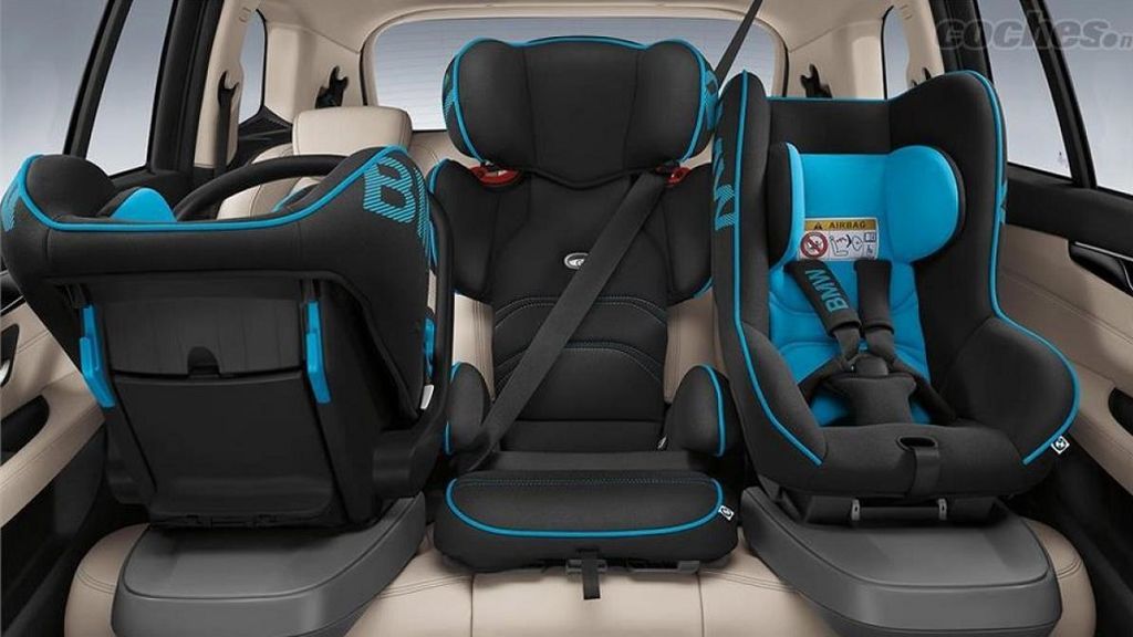 Silla de bebé en el coche: las nuevas multas por no llevar bien a tu nieto… o a tu hijo