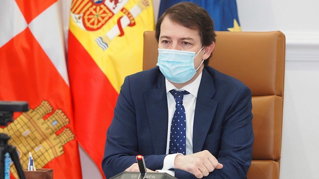 Castilla y León mantiene el toque de queda a las 20h y lamenta que el Gobierno "trate de obstaculizar" Castilla y León mantiene el toque de queda a las 20h y lamenta que el Gobierno "trate de obstaculizar"