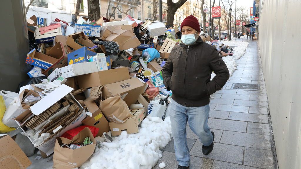 Almeida dice que el martes estará recogida toda la basura acumulada en calles Almeida dice que el martes estará recogida toda la basura acumulada en calles