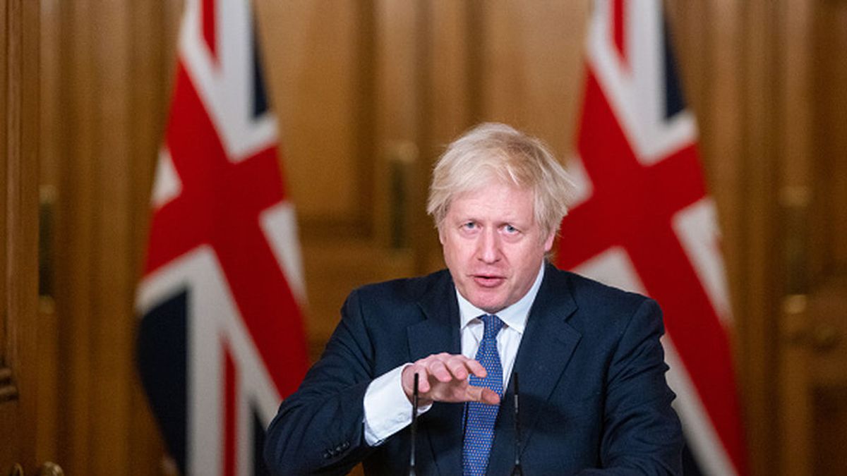 El acuerdo del Brexit de Johnson se vuelve virulentamente contra él