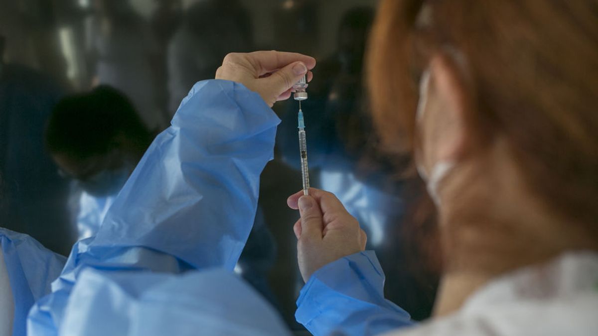 ¿A quién le toca ahora recibir la vacuna en España?