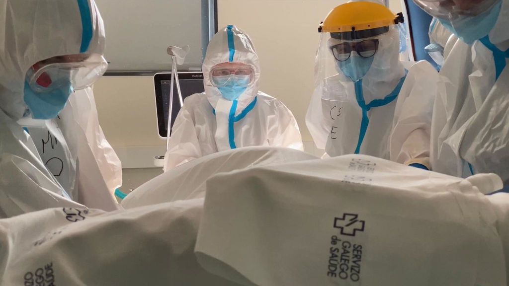 Galicia suma ochenta ingresos en un día y alcanza la cifra de hospitalizados más alta desde el 17 de abril Galicia suma ochenta ingresos en un día y alcanza la cifra de hospitalizados más alta desde el 17 de abril