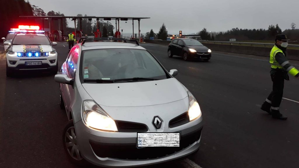 Denunciado un conductor por cuadriplicar la tasa de alcohol y saltarse la restricción de movilidad Denunciado un conductor por cuadriplicar la tasa de alcohol y saltarse la restricción de movilidad