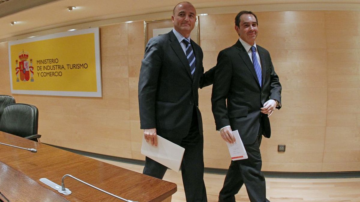Anticorrupción cree que el PSOE de Zapatero permitió por “sumisión” el desfalco de 30 millones en subvenciones mineras Anticorrupción cree que el PSOE de Zapatero permitió por “sumisión” el desfalco de 30 millones en subvenciones mineras